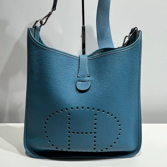 Hermes Evelyn  Shoulder Bag Size Gm - Picture 2 of 7